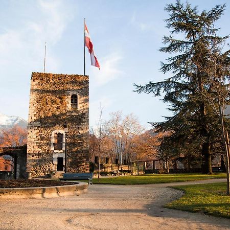 Ulvf La Citadelle De Conflans Hotel Albertville Eksteriør billede